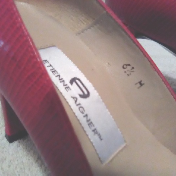 Etienne Aigner Red Leather Peep Toe Heels 6 1/2 - Picture 3 of 4